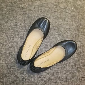 Lucky Brand ballet flats size 7M.